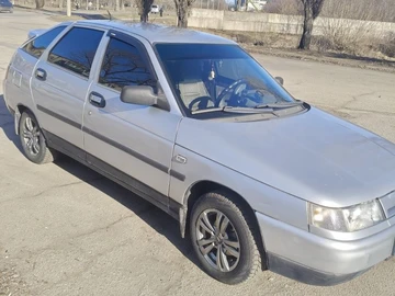 Авто ВАЗ 2112 2002 № 8736521