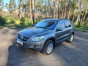 Авто Volkswagen Tiguan 2010 № 8736525