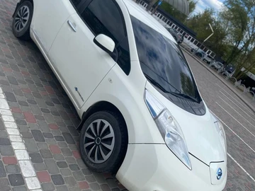 Авто Nissan Leaf 2017 № 8736594