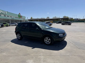 Авто Volkswagen Golf 2004 № 8736700
