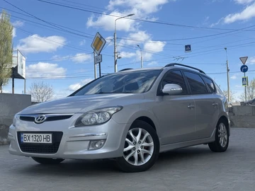 Авто Hyundai I30 2010 № 8736763