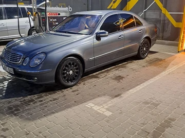 Авто Mercedes E Серия 2005 № 8736785