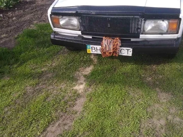 Авто ВАЗ 2107 1992 № 8736920