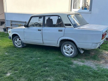 Авто ВАЗ 2107 1988 № 8736990