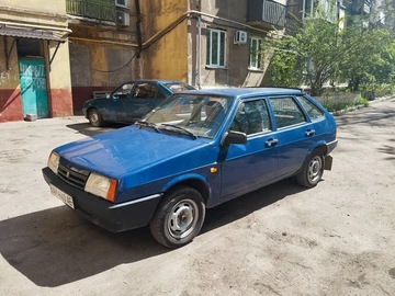 Авто ВАЗ 2109 2004 № 8737000