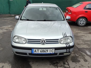 Авто Volkswagen Golf 2000 № 8737120