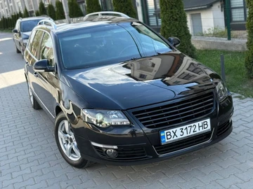 Авто Volkswagen Passat Variant 2005 № 8737154