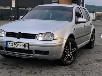 Авто Volkswagen Golf 2001 № 8737169