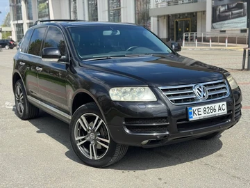 Авто Volkswagen Touareg 2005 № 8737214