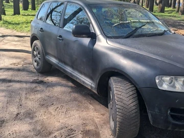 Авто Volkswagen Touareg 2005 № 8737312
