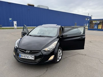 Авто Hyundai Elantra 2012 № 8737370