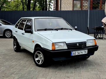 Авто ВАЗ 2109 1991 № 8737441