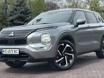 Авто Mitsubishi Outlander 2021 № 8737452
