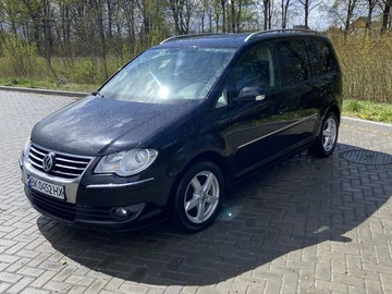 Авто Volkswagen Touran 2007 № 8737719