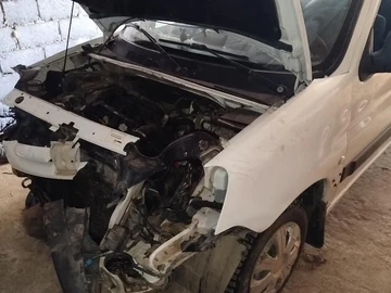 Авто Peugeot Partner 2004 № 8737747