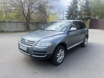 Авто Volkswagen Touareg 2005 № 8737874
