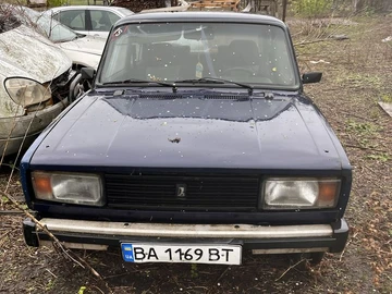 Авто ВАЗ 2107 1990 № 8737907