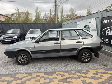Авто ВАЗ 2109 2005 № 8738069