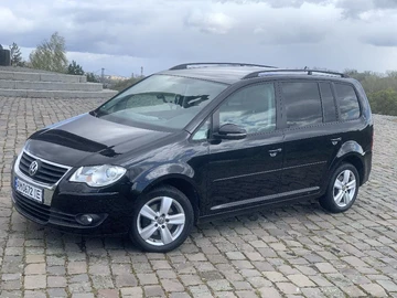 Авто Volkswagen Touran 2009 № 8738113