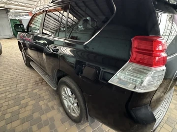 Авто Toyota Land Cruiser Prado 150 2010 № 8738134