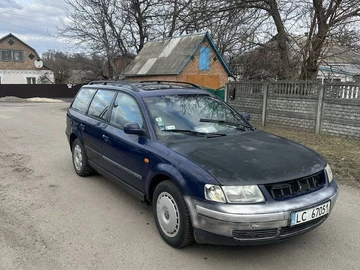 Авто Volkswagen Passat Variant 1999 № 8738173