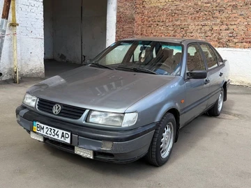Авто Volkswagen Passat Sedan 1995 № 8738191
