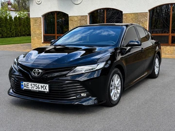 Авто Toyota Camry 2018 № 8738192