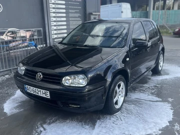 Авто Volkswagen Golf 2000 № 8738501
