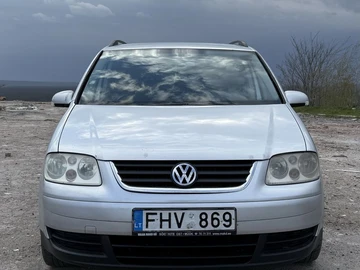 Авто Volkswagen Touran 2005 № 8738507