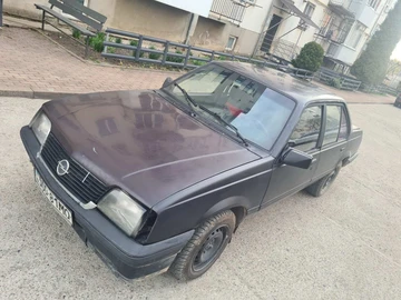 Авто Opel Ascona 1991 № 8738513