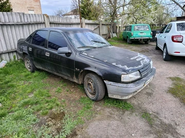 Авто Opel Vectra 1989 № 8738596