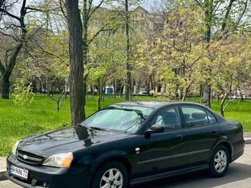 Авто Chevrolet Evanda 2005 № 8738616