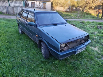 Авто ВАЗ 2109 1992 № 8738843