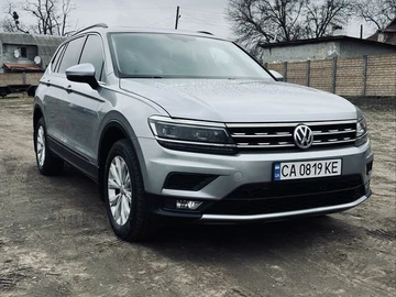 Авто Volkswagen Tiguan 2019 № 8738948