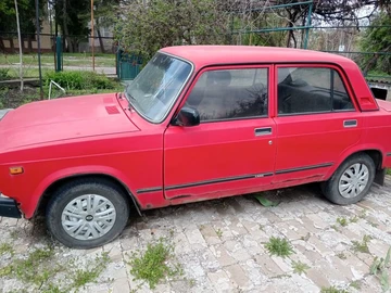 Авто ВАЗ 2107 1993 № 8738978