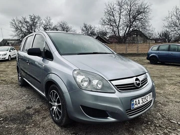 Авто Opel Zafira 2011 № 8738989
