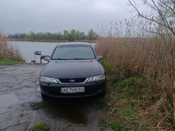 Авто Opel Vectra 1998 № 8738992