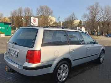 Авто Volkswagen Passat Variant 1999 № 8739001