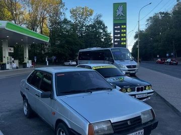 Авто ВАЗ 21099 2002 № 8739043