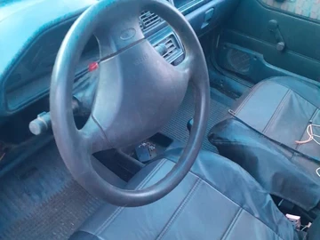 Авто Ford Canyon 2000 № 8739052