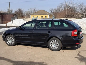 Авто Skoda Octavia 2010 № 8739056