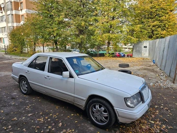 Авто Mercedes 230 1988 № 8739134