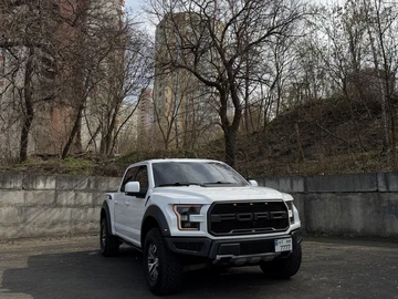 Авто Ford F-Series 2018 № 8739175