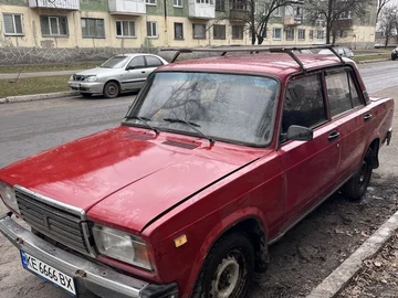 Авто ВАЗ 2107 1997 № 8739401