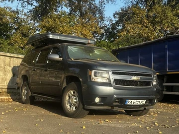 Авто Chevrolet Suburban 2007 № 8739421