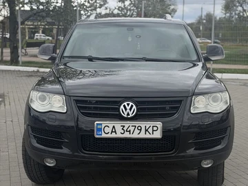 Авто Volkswagen Touareg 2010 № 8739464