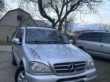 Авто Mercedes Ml Серия 2001 № 8739472