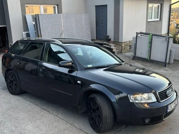 Авто Audi Quattro 2002 № 8739501
