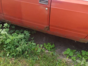Авто ВАЗ 2107 1986 № 8739741
