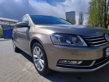 Авто Volkswagen Passat Variant 2013 № 8739826
